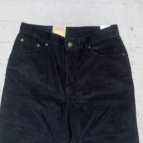 NWT Levi’s Woman’s Corduroy High Waisted Mom Jeans Black Size 29 X 30 - Picture 3 of 13